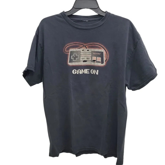Vintage Other - Y2K Game‎ On Retro Nintendo Controller Heavy Trashed Worn Graphic Tee T-shirt L